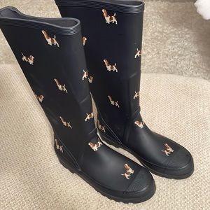 Jcrew navy blue rain boots with Bassett hounds